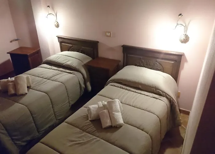 Mony E Nico Panzió Riola Sardo